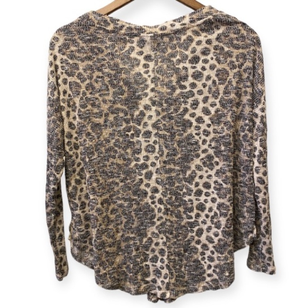 Bobeau Top Tie Front Animal Print Thermal Stretch Blouse Shirt Long Slv Sz Small - Picture 4 of 11